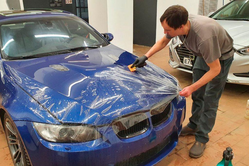 Покраска или пленка для бронирования кузова автомобиля – что лучше?